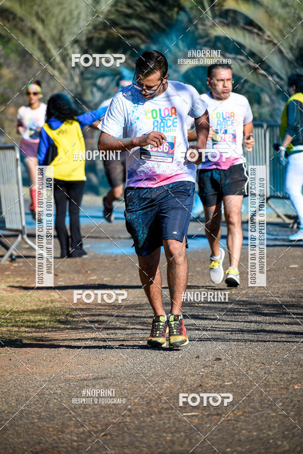 Buy your photos of the eventColor Race Brasil - Campinas on Fotop