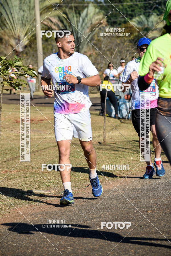 Buy your photos of the eventColor Race Brasil - Campinas on Fotop