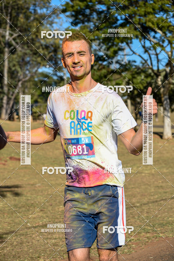 Buy your photos of the eventColor Race Brasil - Campinas on Fotop