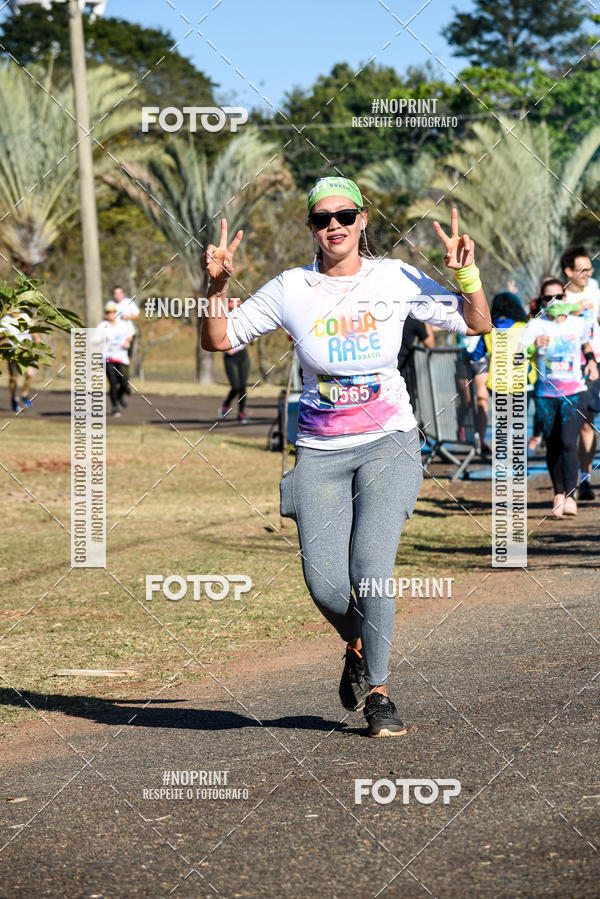 Buy your photos of the eventColor Race Brasil - Campinas on Fotop