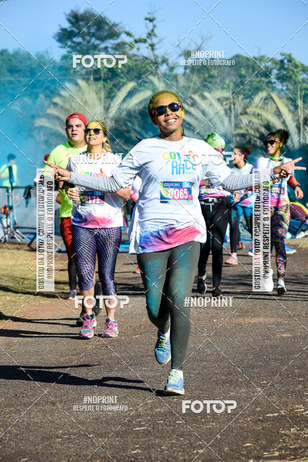 Buy your photos of the eventColor Race Brasil - Campinas on Fotop