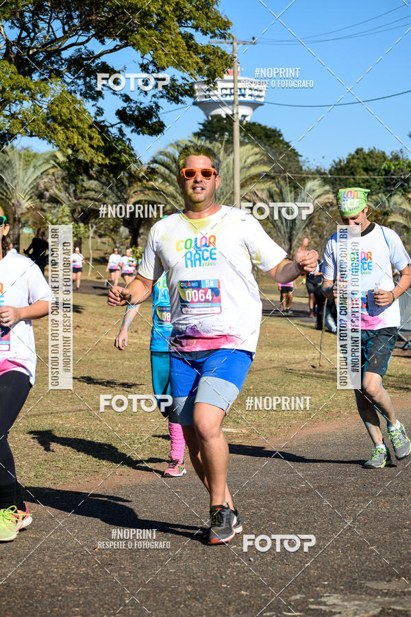 Buy your photos of the eventColor Race Brasil - Campinas on Fotop