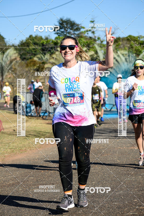 Buy your photos of the eventColor Race Brasil - Campinas on Fotop