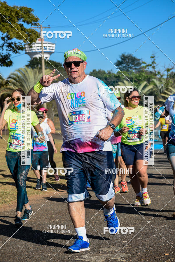 Buy your photos of the eventColor Race Brasil - Campinas on Fotop