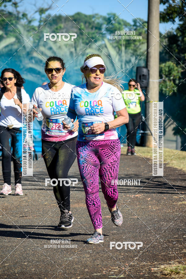 Buy your photos of the eventColor Race Brasil - Campinas on Fotop