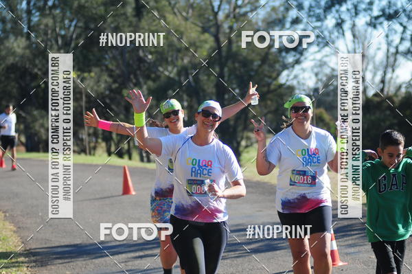 Compre as suas fotos do eventoColor Race Brasil - Campinas no Fotop