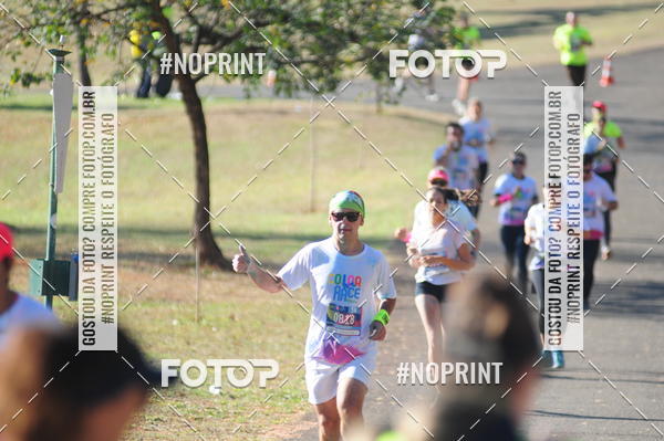 Compre as suas fotos do eventoColor Race Brasil - Campinas no Fotop