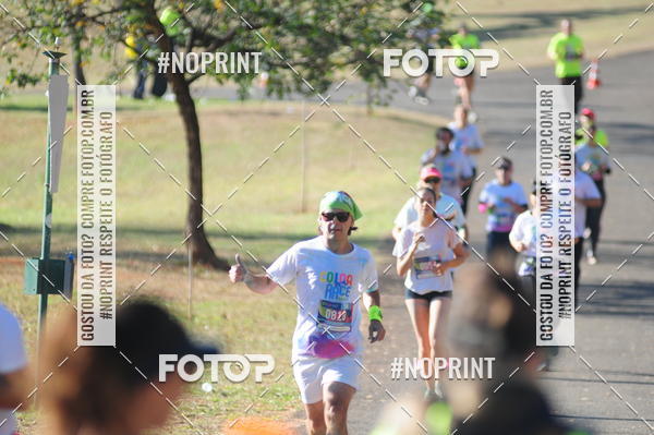 Compre as suas fotos do eventoColor Race Brasil - Campinas no Fotop