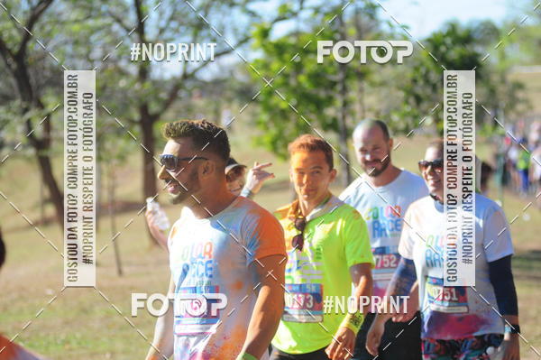Compre suas fotos do eventoColor Race Brasil - Campinas no Fotop