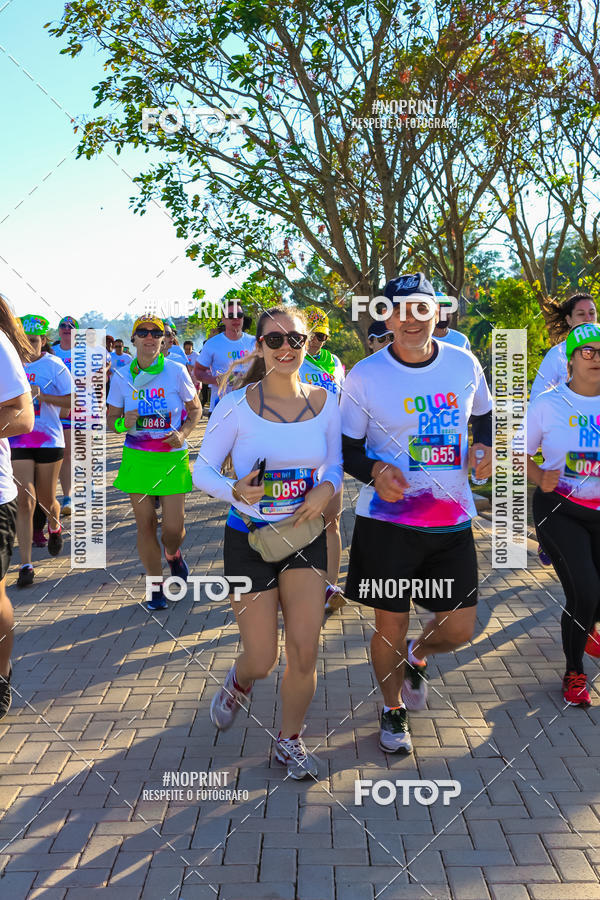 Buy your photos of the eventColor Race Brasil - Campinas on Fotop
