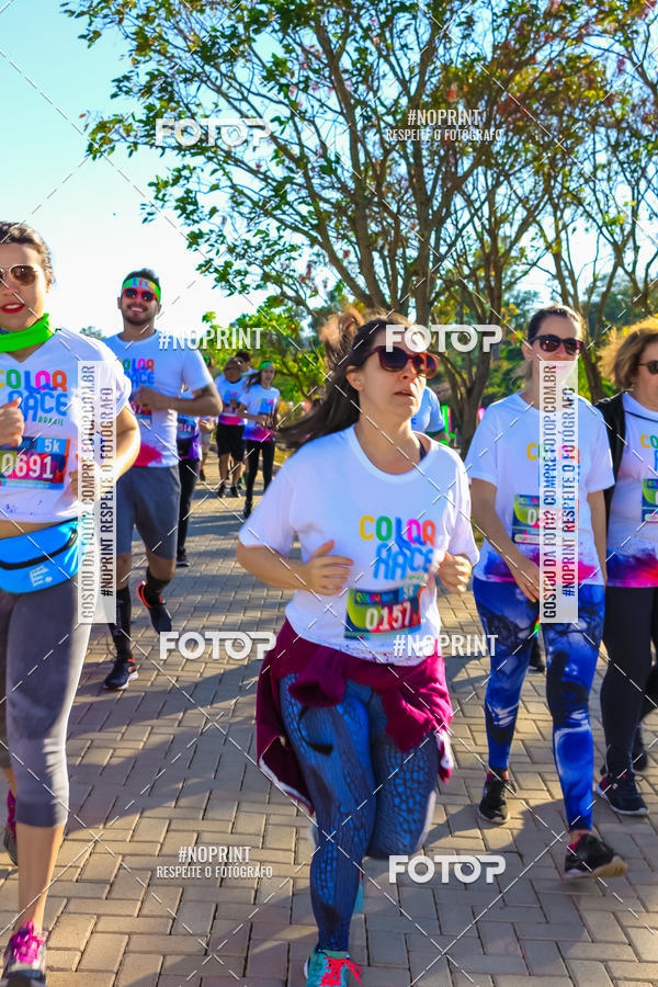 Buy your photos of the eventColor Race Brasil - Campinas on Fotop