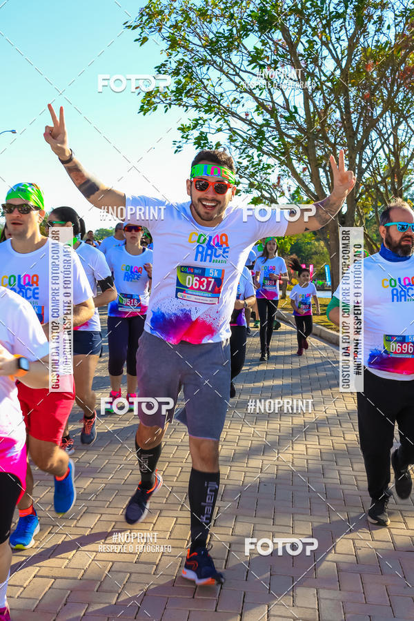 Buy your photos of the eventColor Race Brasil - Campinas on Fotop