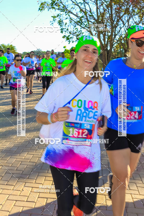 Buy your photos of the eventColor Race Brasil - Campinas on Fotop