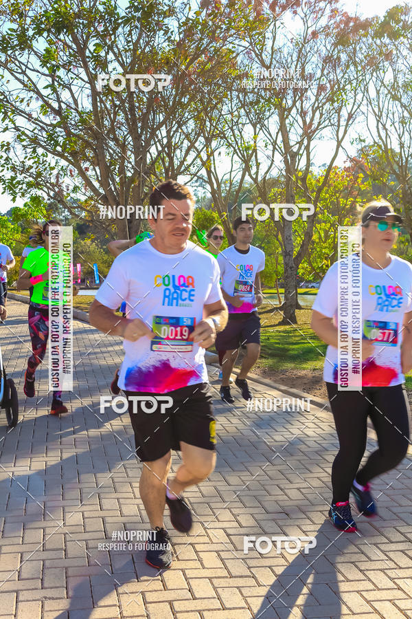 Buy your photos of the eventColor Race Brasil - Campinas on Fotop