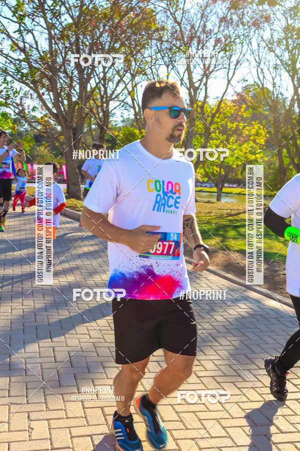 Buy your photos of the eventColor Race Brasil - Campinas on Fotop