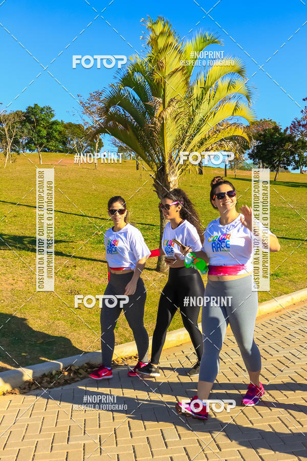 Buy your photos of the eventColor Race Brasil - Campinas on Fotop