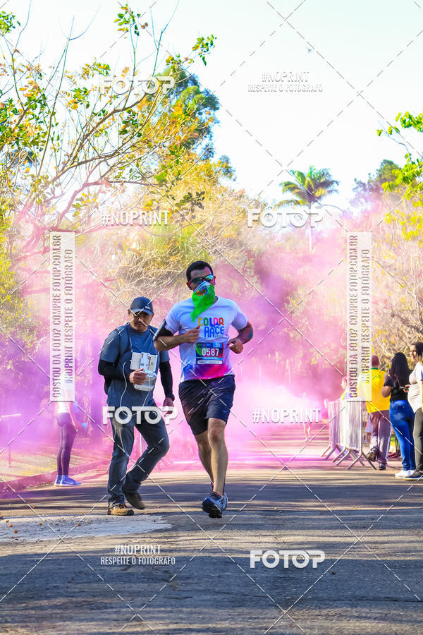 Buy your photos of the eventColor Race Brasil - Campinas on Fotop