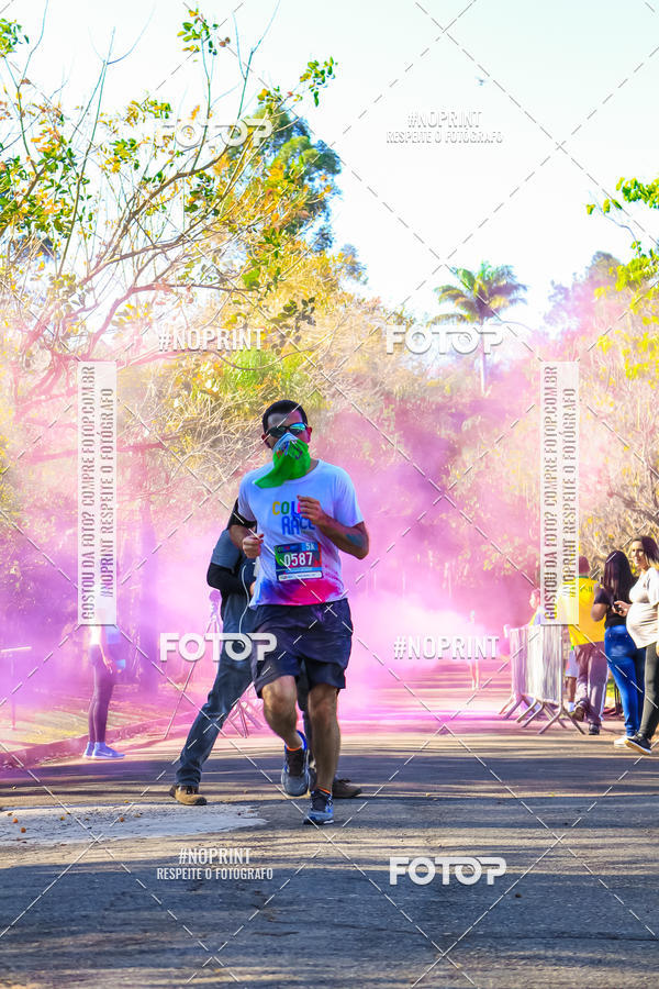 Buy your photos of the eventColor Race Brasil - Campinas on Fotop