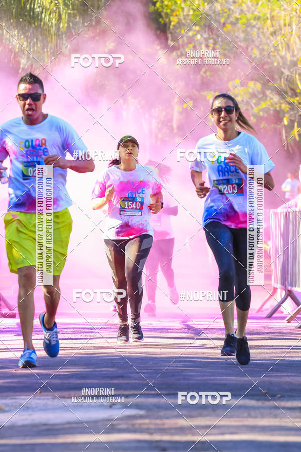 Buy your photos of the eventColor Race Brasil - Campinas on Fotop
