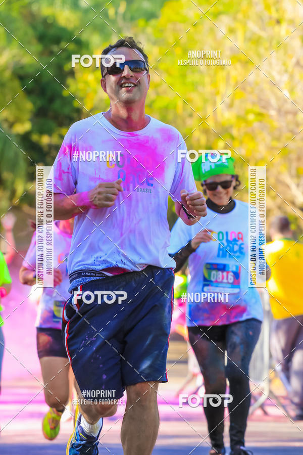 Buy your photos of the eventColor Race Brasil - Campinas on Fotop
