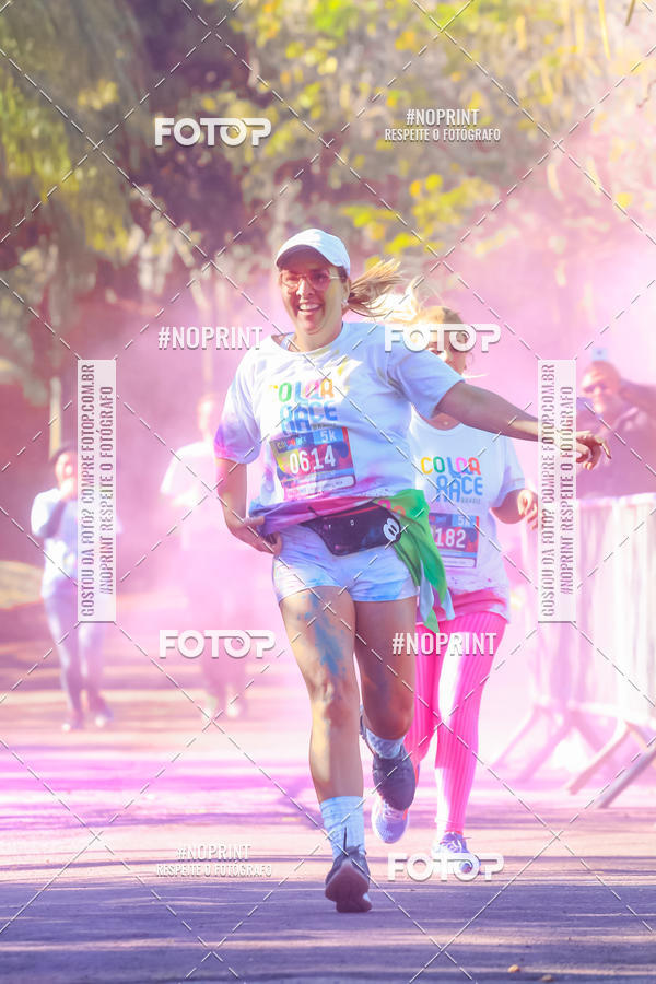 Buy your photos of the eventColor Race Brasil - Campinas on Fotop