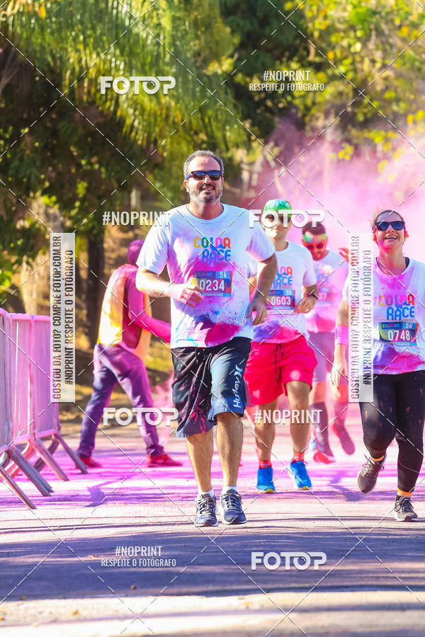 Buy your photos of the eventColor Race Brasil - Campinas on Fotop