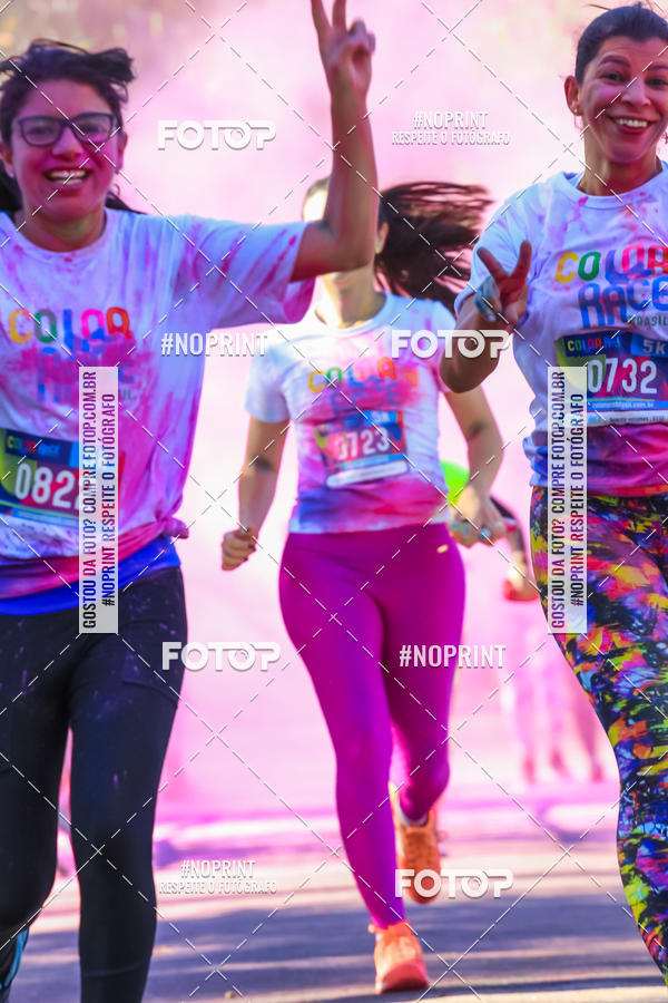 Buy your photos of the eventColor Race Brasil - Campinas on Fotop