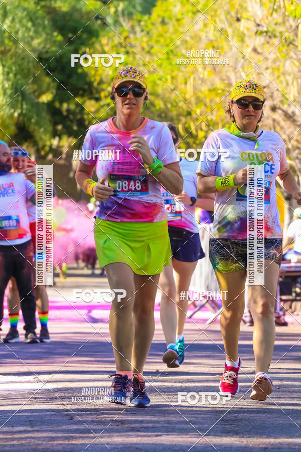 Buy your photos of the eventColor Race Brasil - Campinas on Fotop