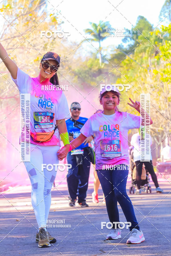 Buy your photos of the eventColor Race Brasil - Campinas on Fotop