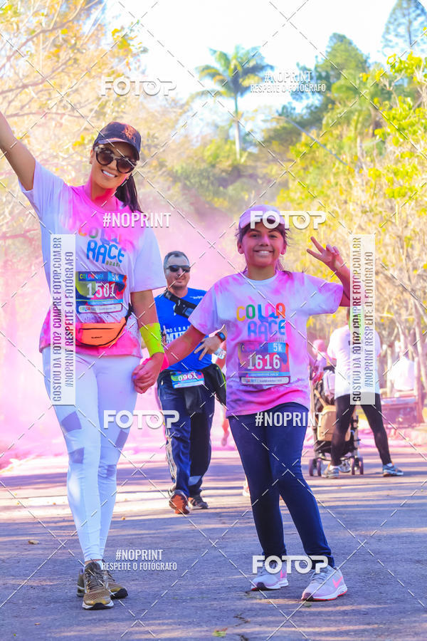 Buy your photos of the eventColor Race Brasil - Campinas on Fotop