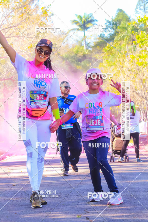 Buy your photos of the eventColor Race Brasil - Campinas on Fotop