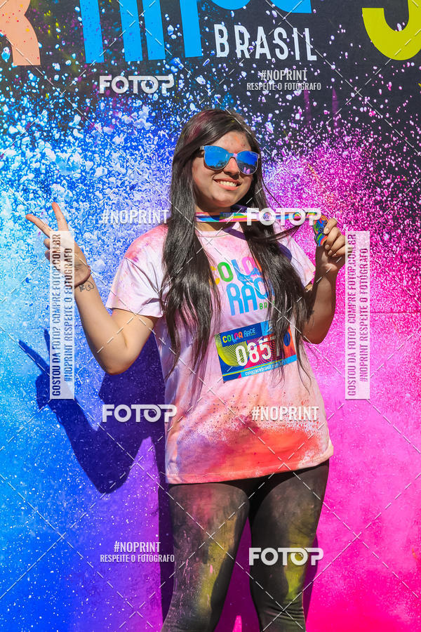 Compre as suas fotos do eventoColor Race Brasil - Campinas no Fotop