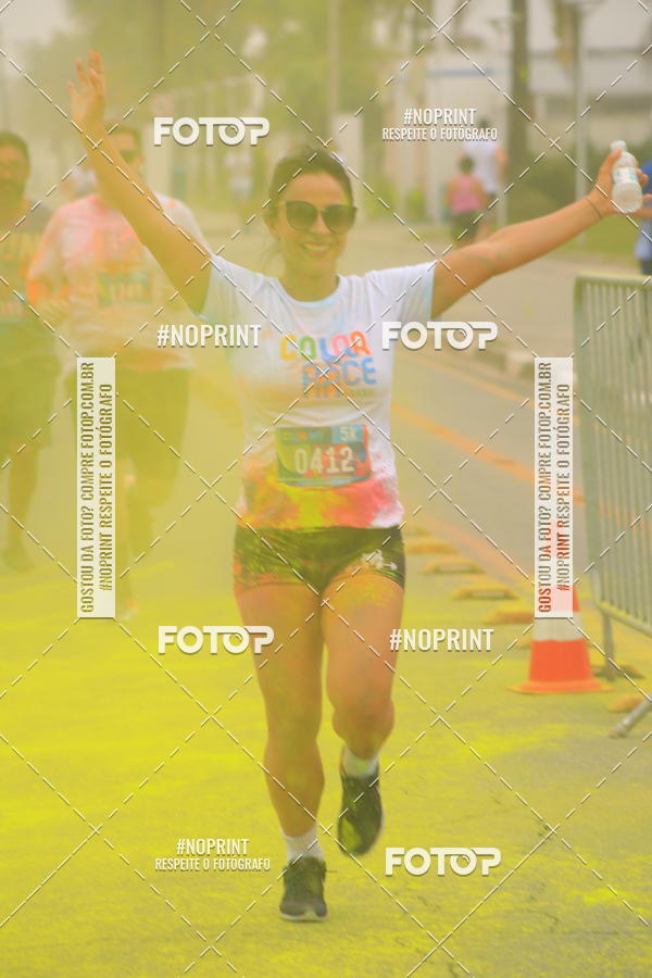 Compra tus fotos del eventoColor Race Brasil - Guaruj En Fotop