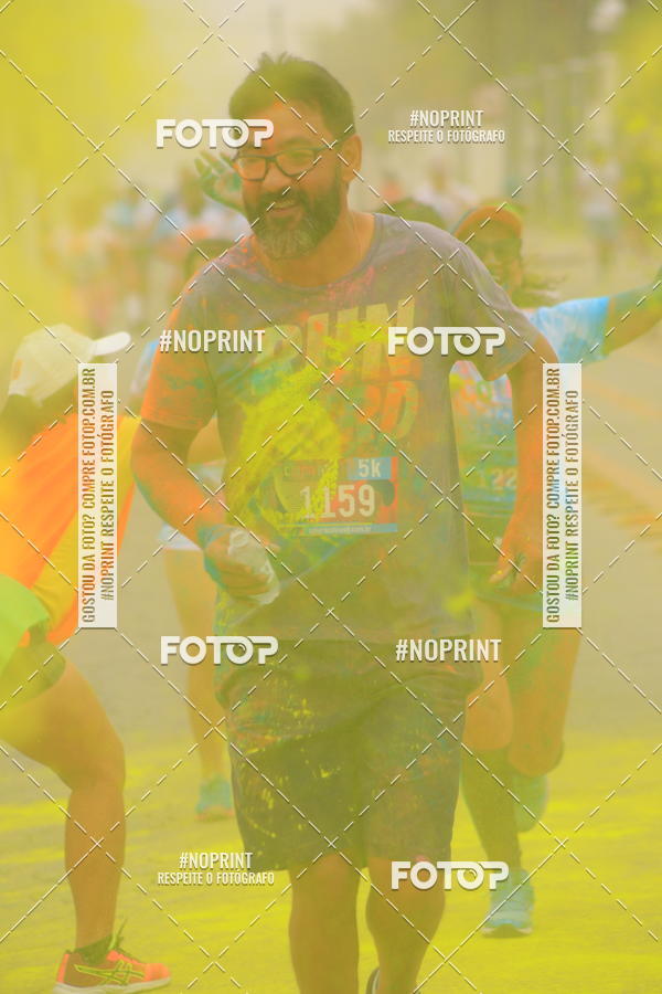Compra tus fotos del eventoColor Race Brasil - Guaruj En Fotop