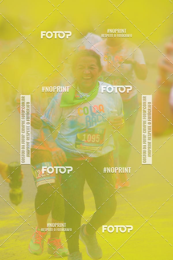Compra tus fotos del eventoColor Race Brasil - Guaruj En Fotop