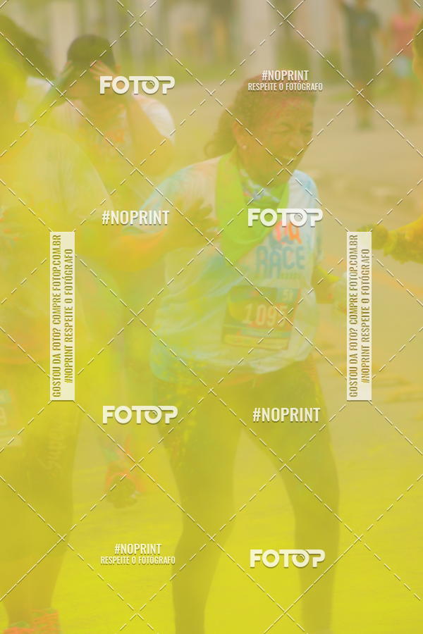 Compra tus fotos del eventoColor Race Brasil - Guaruj En Fotop