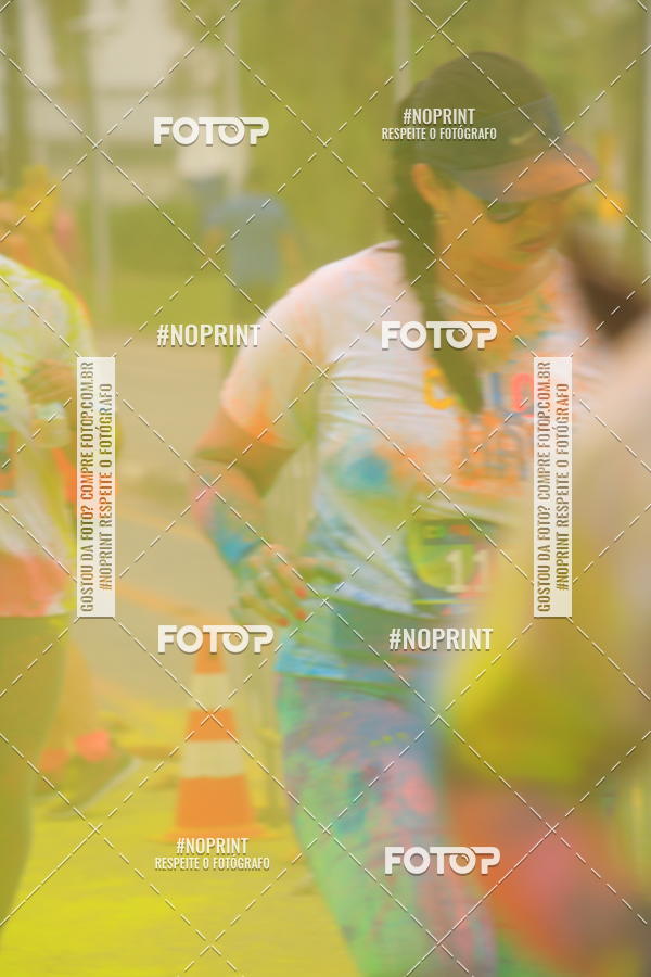 Compra tus fotos del eventoColor Race Brasil - Guaruj En Fotop