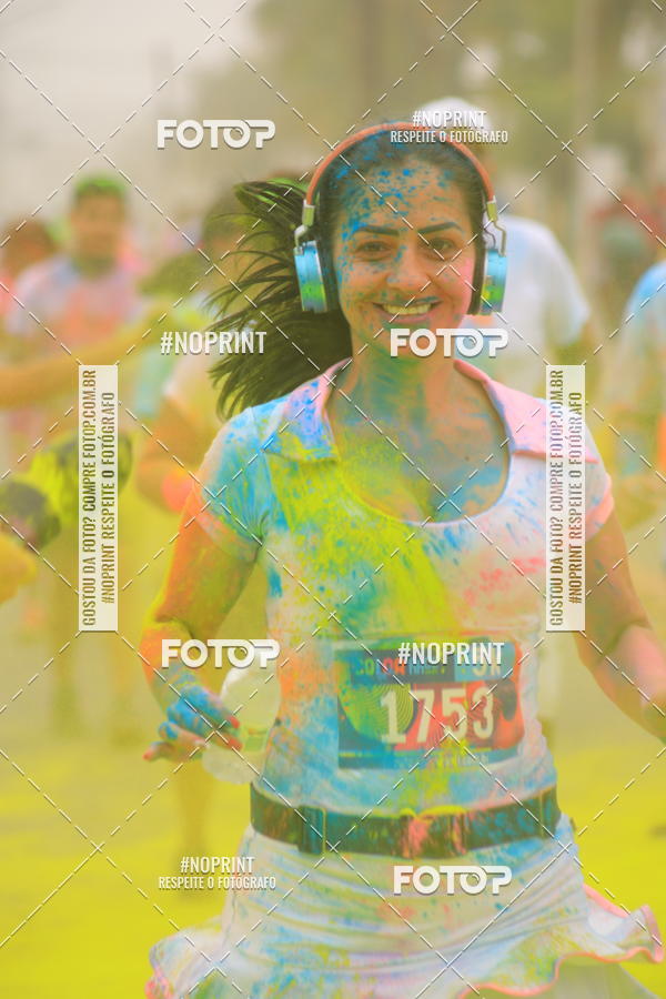 Compre as suas fotos do eventoColor Race Brasil - Guaruj no Fotop