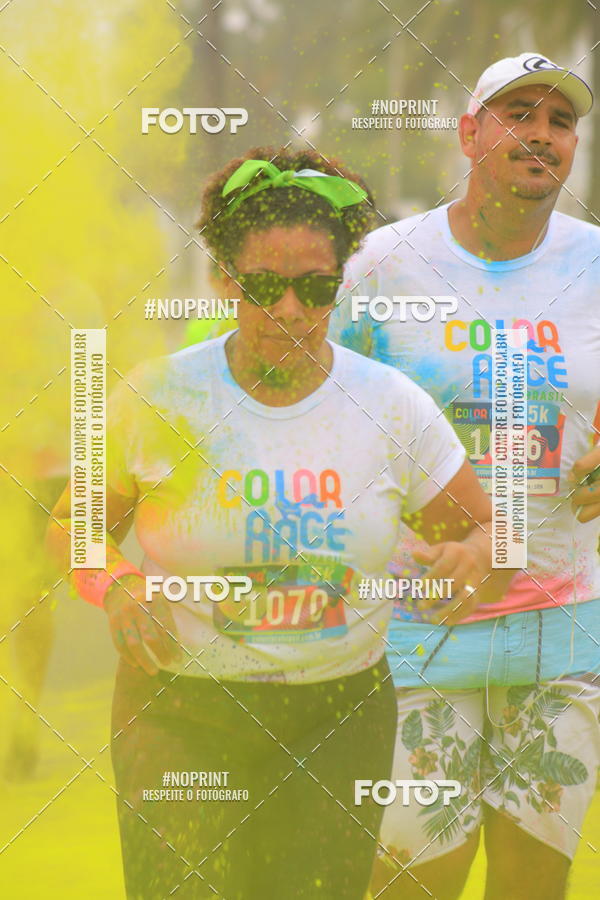 Compre as suas fotos do eventoColor Race Brasil - Guaruj no Fotop