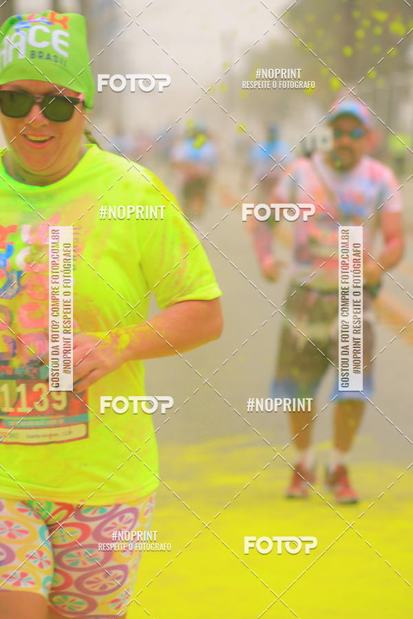 Buy your photos of the eventColor Race Brasil - Guaruj on Fotop