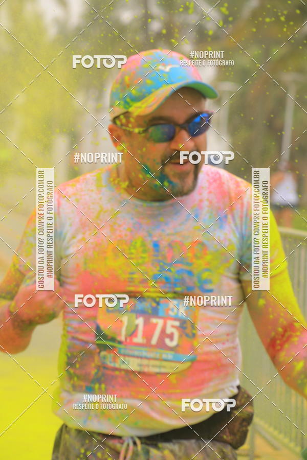 Buy your photos of the eventColor Race Brasil - Guaruj on Fotop