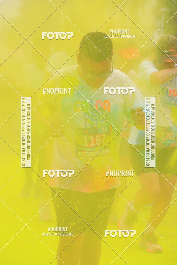 Buy your photos of the eventColor Race Brasil - Guaruj on Fotop