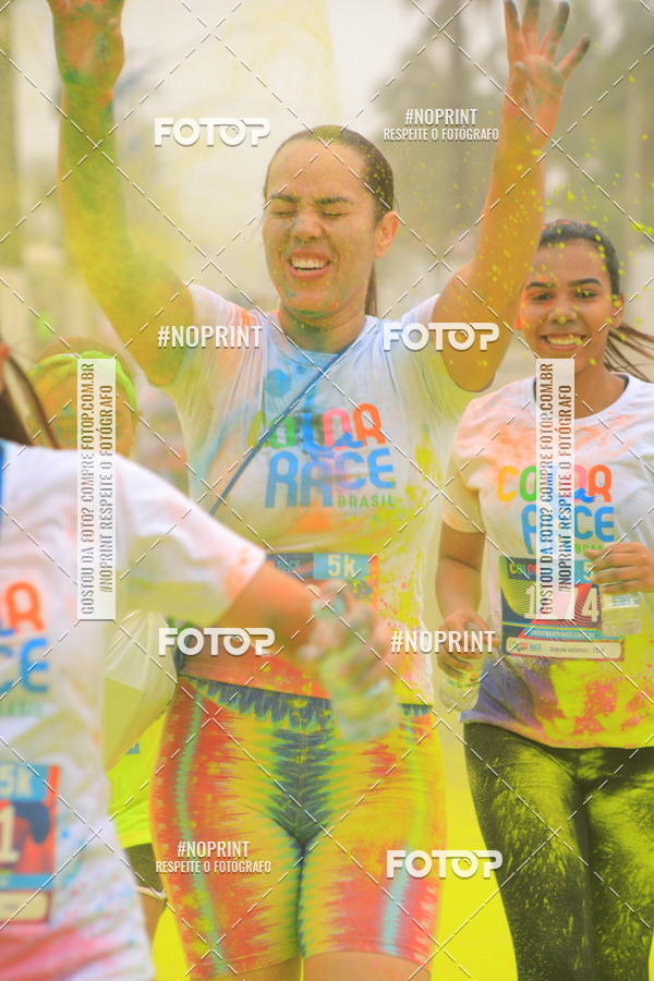 Buy your photos of the eventColor Race Brasil - Guaruj on Fotop