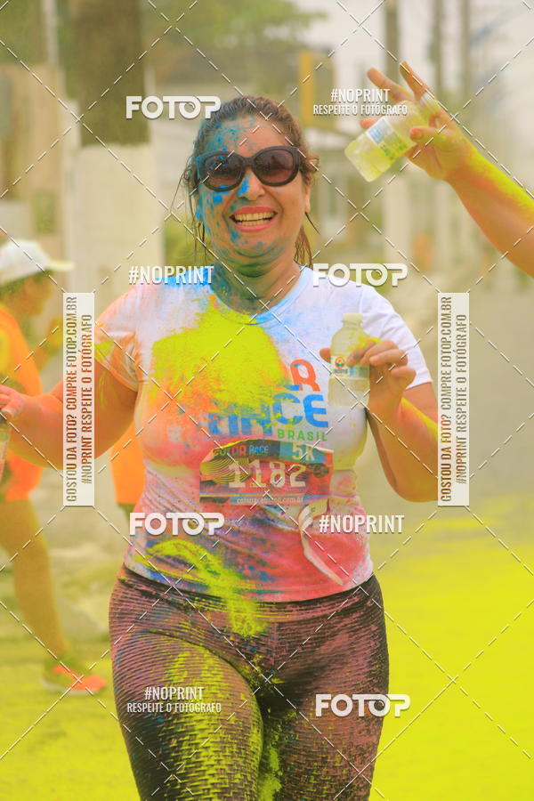 Compre as suas fotos do eventoColor Race Brasil - Guaruj no Fotop