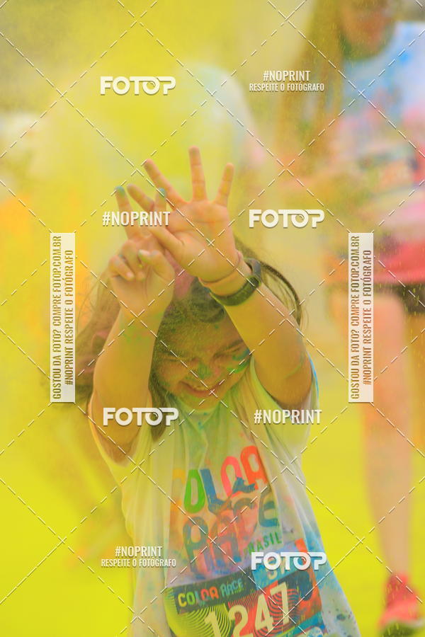 Buy your photos of the eventColor Race Brasil - Guaruj on Fotop