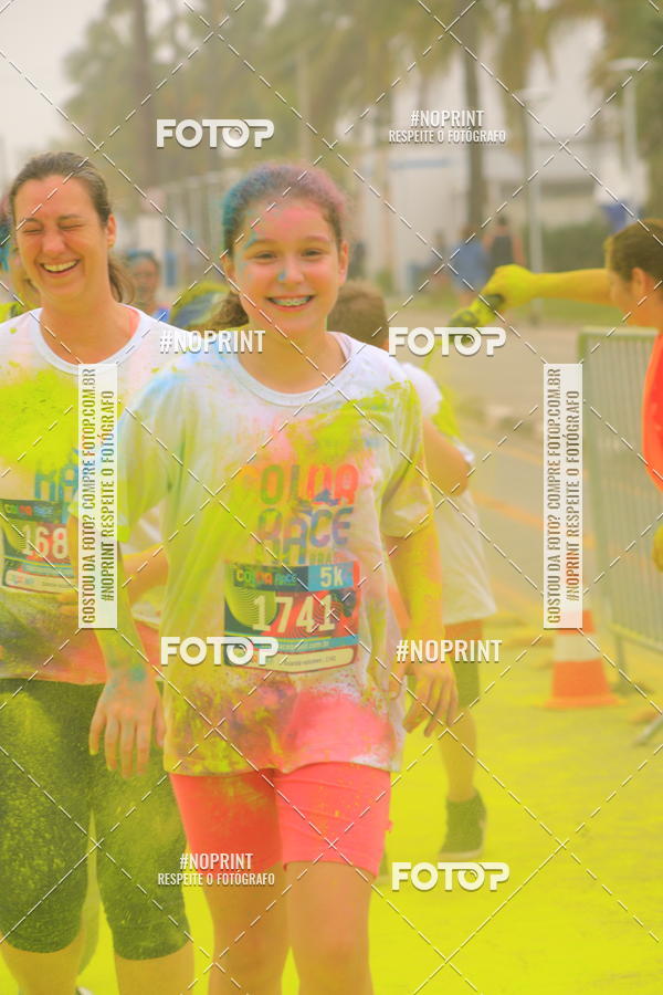 Compra tus fotos del eventoColor Race Brasil - Guaruj En Fotop