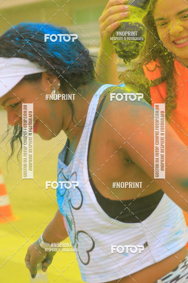 Compra tus fotos del eventoColor Race Brasil - Guaruj En Fotop