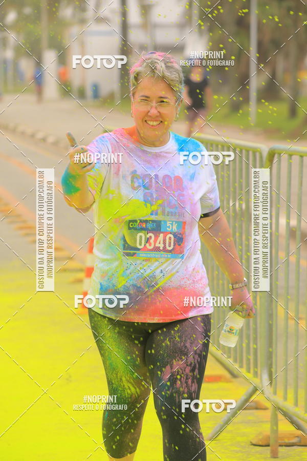 Compra tus fotos del eventoColor Race Brasil - Guaruj En Fotop