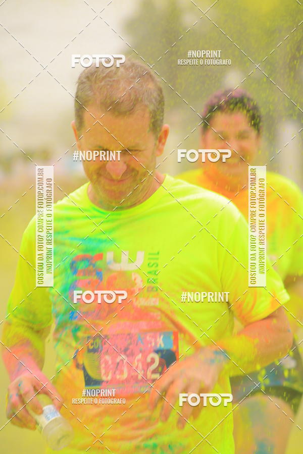 Achetez vos photos de l'vnementColor Race Brasil - Guaruj sur Fotop