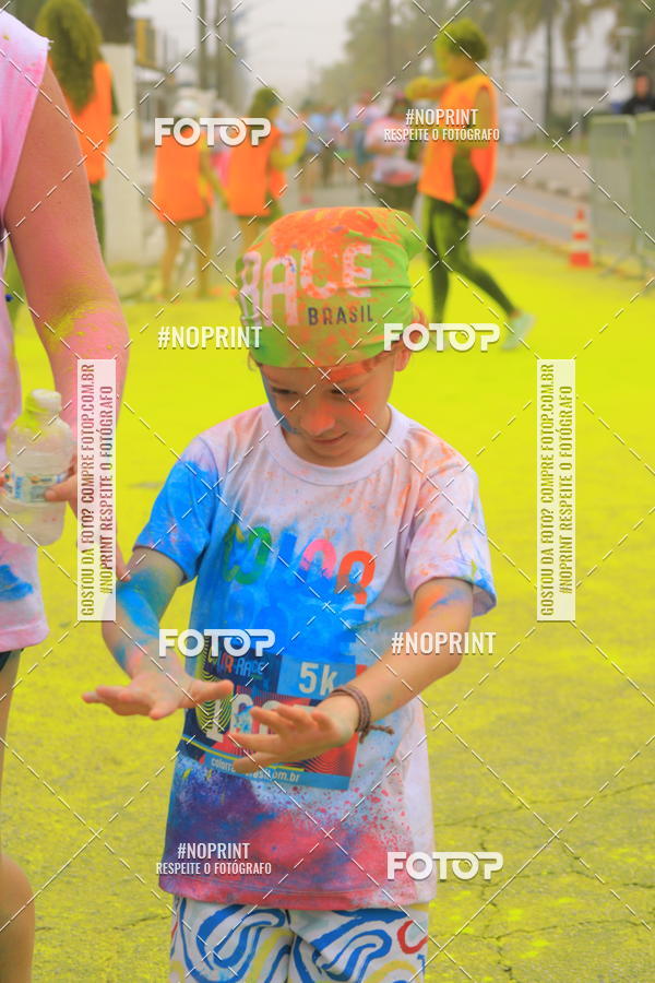 Compra tus fotos del eventoColor Race Brasil - Guaruj En Fotop